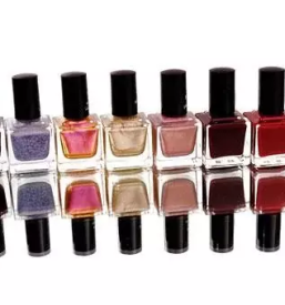 Kvalitetno podaljsevanje nohtov maribor