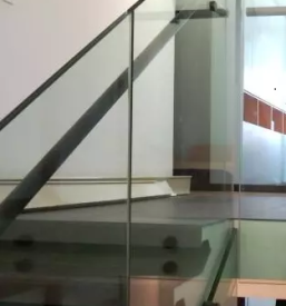 Kvalitetno stavbno pohistvo osrednja slovenija