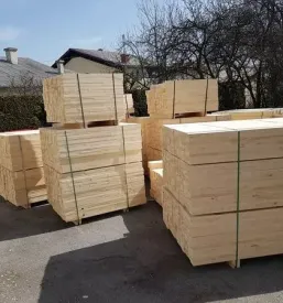 Lesena okna izdelana po naročilu Pomurje