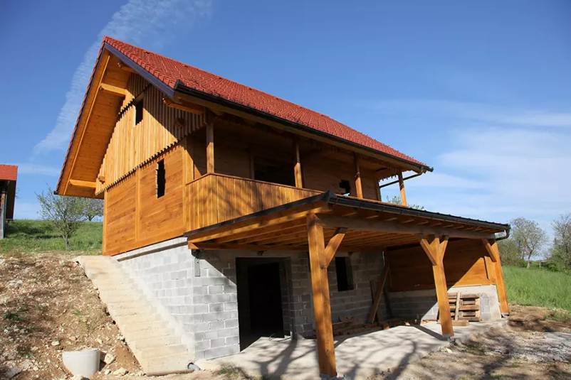 Lesene hiše Dolenjska 