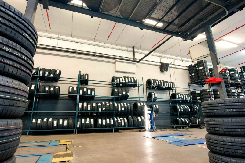 Menjava pnevmatik in platišč Nova Gorica