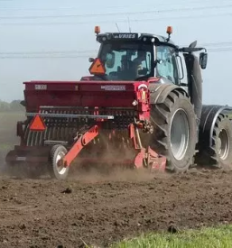 Montaža kmetijskih strojev