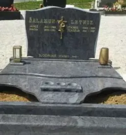 Nagrobni spomeniki ptuj