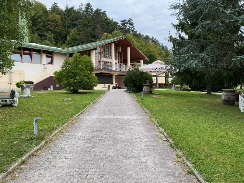 Najem tenis igrišča Mengeš