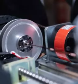 Stroj za navijanje tuljav