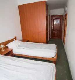 Nocitev v hotelu savinjska