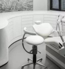 Notranja oprema iz kerrock corian in hi macs kompozitnih materialov