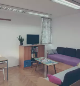 Sobe z lastno kopalnico Osrednja Slovenija