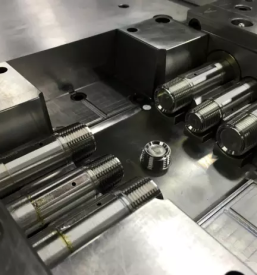 Vrhunska orodja za upogibanje pločevine Slovenija