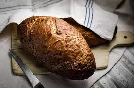 Peka kruha iz krušne peči Gorenjska