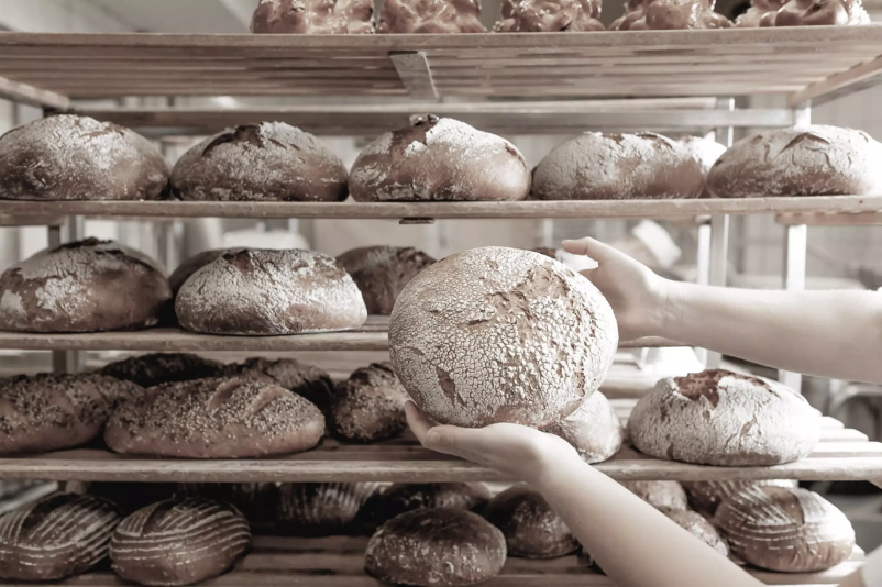 Pekarna in trgovina Koroška