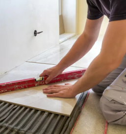 Polaganje talnih oblog vipava