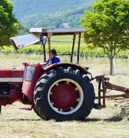 Popravilo kmetijske mehanizacije na terenu