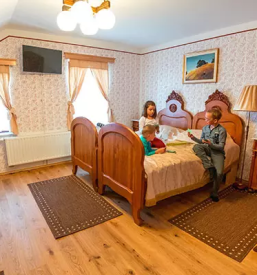 Prenocisca s hrano okolica ljubljane