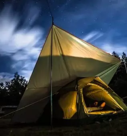 Prenocitev v kampu lepena