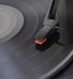 Odkup in prodaja CD jev in DVD jev Ljubljana