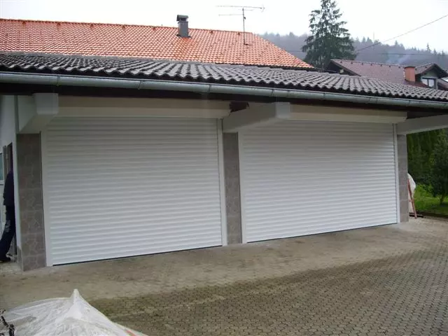 Prodaja in montaža garažnih vrat Slovenija 