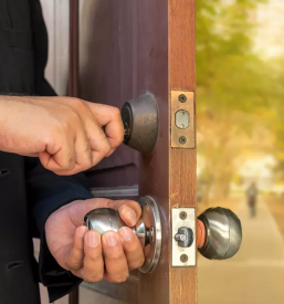 Prodaja in montaza protivlomnih vrat slovenija