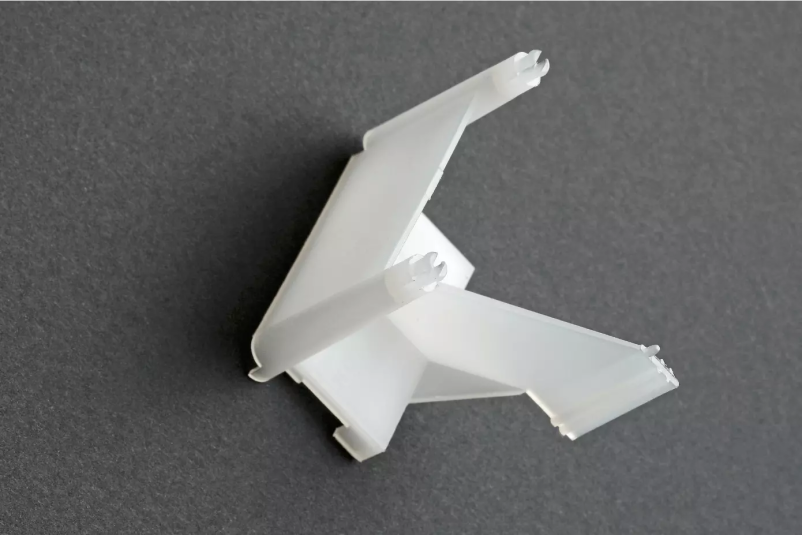 Plastični deli v Sloveniji