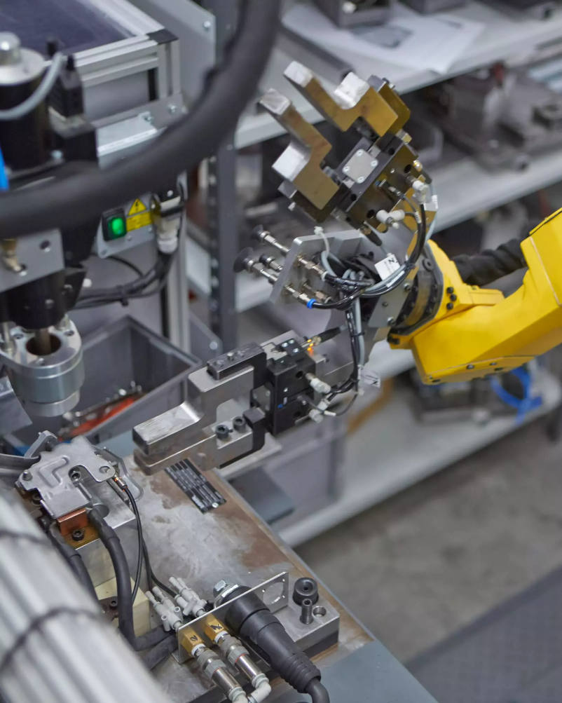 Kakovostna proizvodnja kvalitetnih, kompleksnih štancanih izdelkov za avtomobilsko industrijo NEM, AU