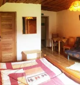 Prostor za zakljucene druzbe na turisticni kmetiji logarska dolina