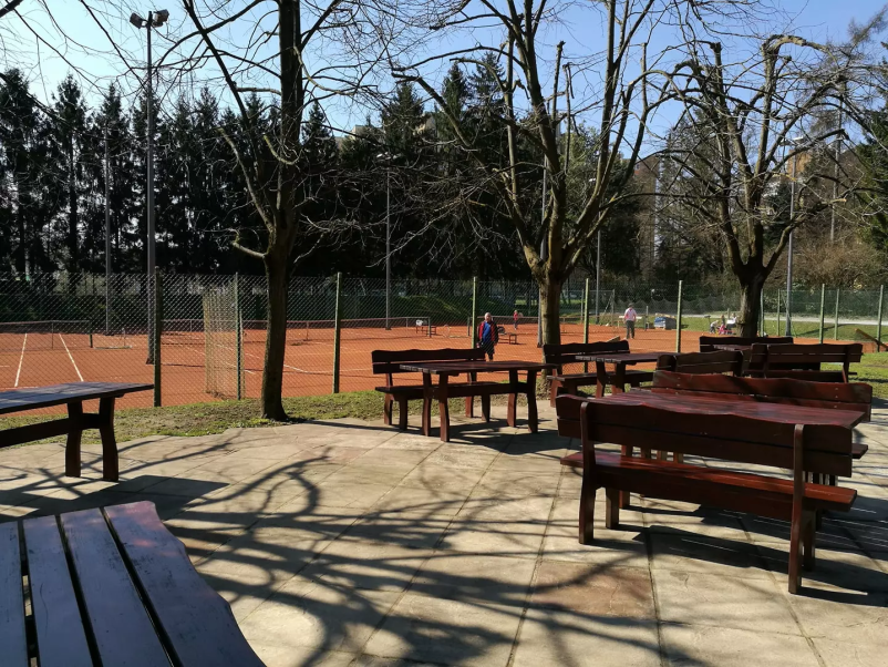Najem igrišča za tenis Bežigrad