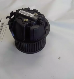 Rezervni avtodeli brezice