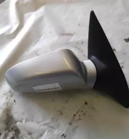 Rezervni avtodeli brezice