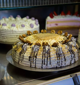 Rojstnodnevna torta ljubljana