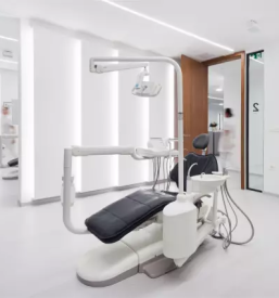 Samoplačniški zobozdravnik 