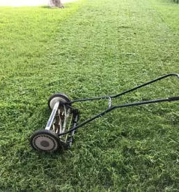 Kakovosten servis male kmetijske mehanizacije Vipavska