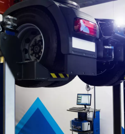 Servis tovornjakov smartno pri litiji