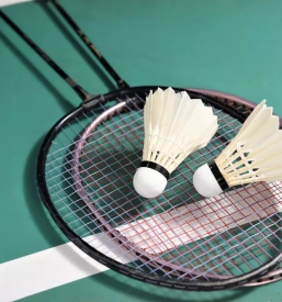 Veliko tenis in badminton igrišče