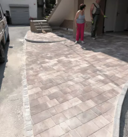 Tlakovanje dvorišč Ljubljana