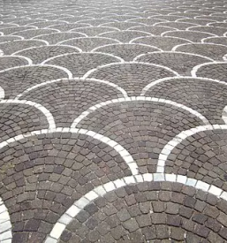 Betonski pokrovi po naročilu Goriška