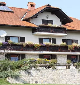 Prostor za zaključene družbe in praznovanja Mengeš