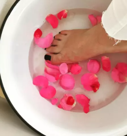 Ugoden kozmeticni salon koper