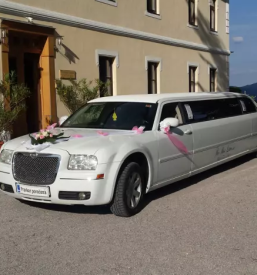 Ugoden najem limuzine