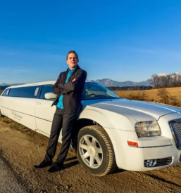 Ugoden najem limuzine