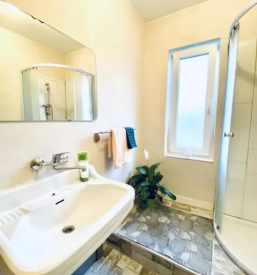 Ugoden najem sobe sladki vrh