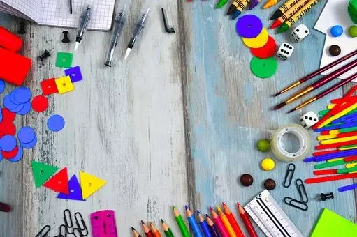 Obrnite se na nas za ugoden pisarniški material v Domžalah