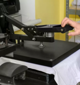 Ugoden tisk na tekstil Osrednja Slovenija