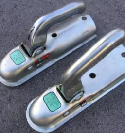 Ugodna prodaja vlečnih kljuk v sloveniji