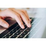 DANIELA IVANUŠ, S. P. | Učinkovito lektoriranje in inštrukcije