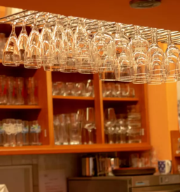 Ugodno prodam gostilno koroska