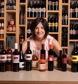 Vinoteka z lokalnimi vini Vipavska dolina