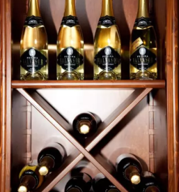 Peneča vina Sevnica