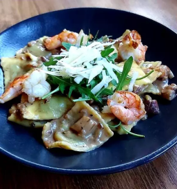 Prostor za zaključene družbe Hoče