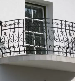 Rocno kovani predmeti v sloveniji