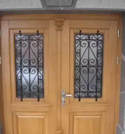 Rocno kovani predmeti v sloveniji